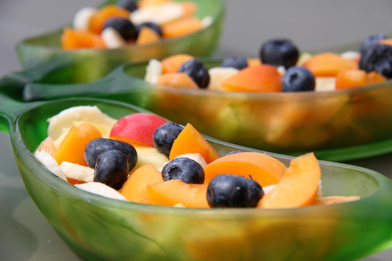 Quark und Obst