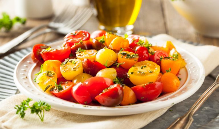 raw-organic-cherry-tomato-salad-PXNLV3L.jpg