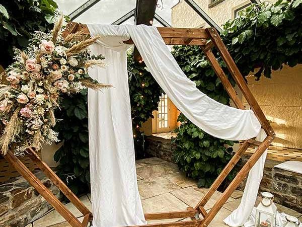 Wedding Arch Hexagon Wedding Ceremony WHITE Spreelounge