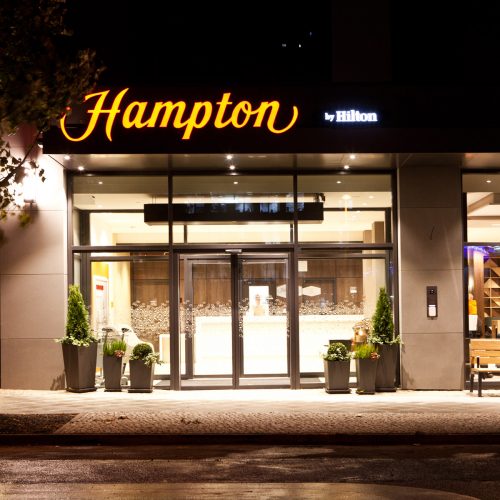 Hotel at Hampton By Hilton Berlin